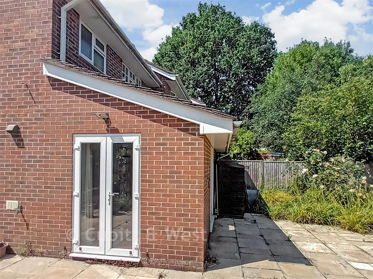 Royal Gardens, Rowlands Castle, PO9, photo 14