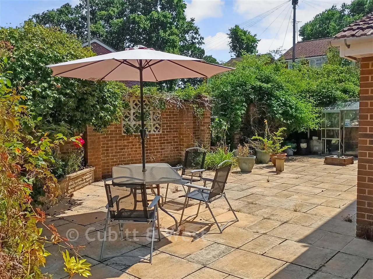 Royal Gardens, Rowlands Castle, PO9, photo 16