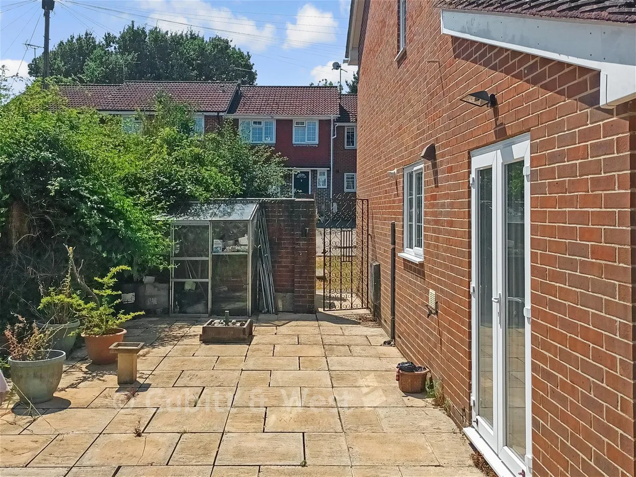 Royal Gardens, Rowlands Castle, PO9, photo 15