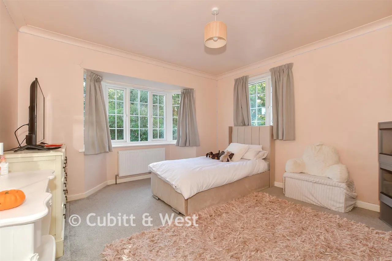 The Close, Ashington, RH20, photo 10