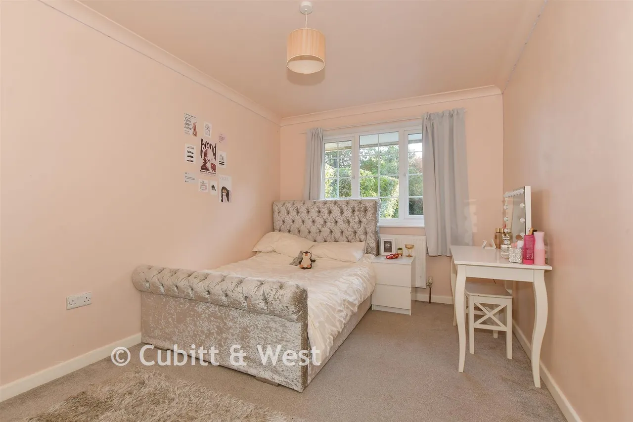 The Close, Ashington, RH20, photo 12