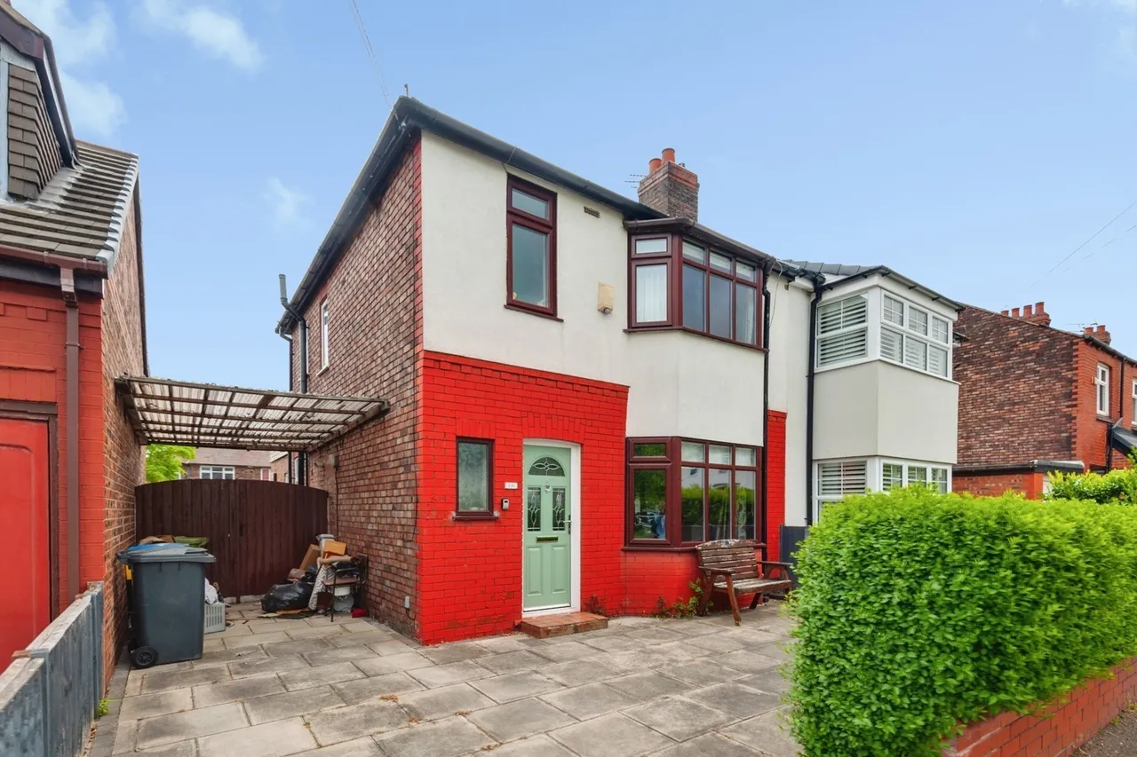 3 bed house for sale, Peel House Lane, Widnes, WA8