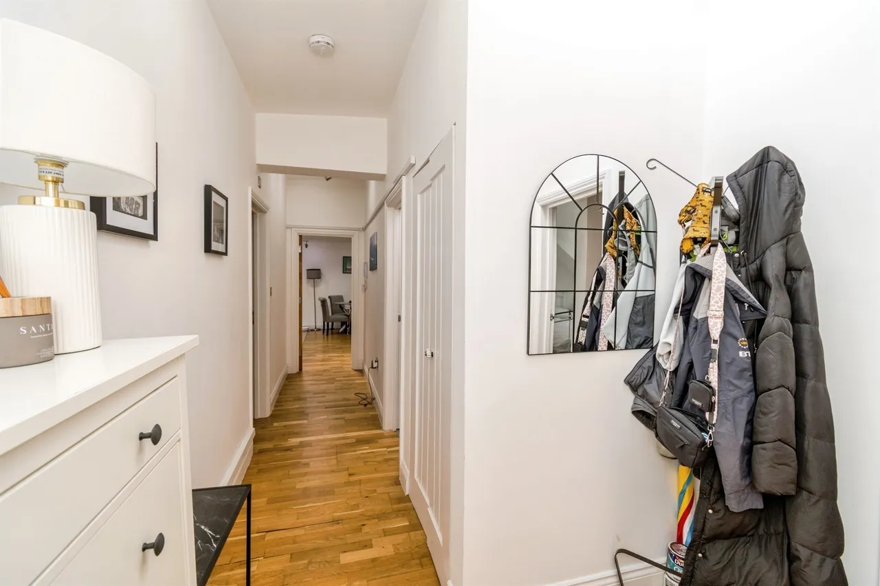 Abbey Walk, Romsey, SO51, photo 3