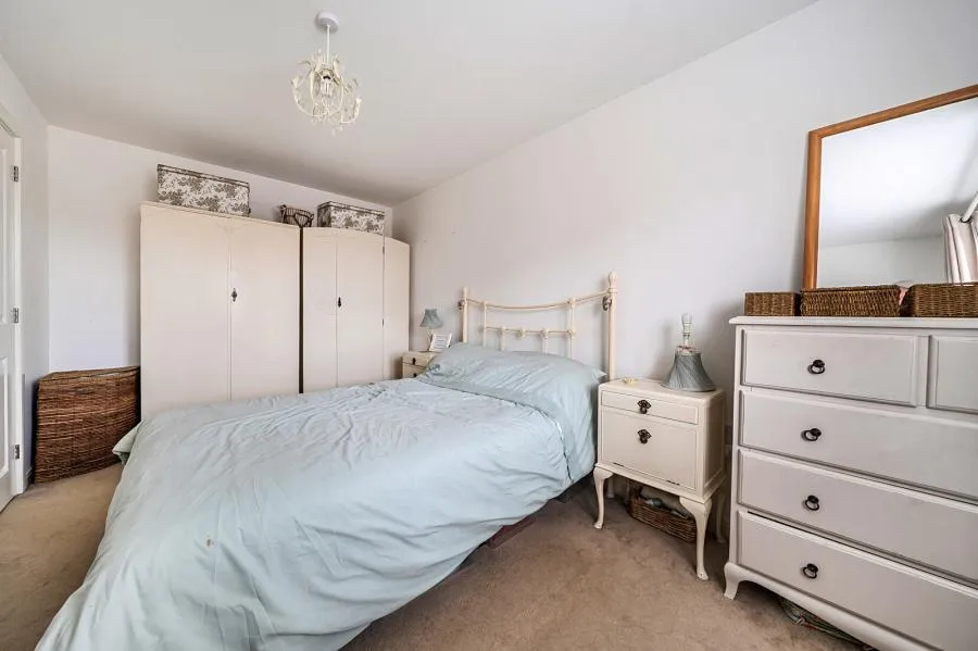 Chapel Drive, Aston Clinton, HP22, photo 11
