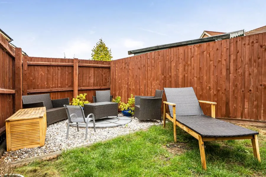 Chapel Drive, Aston Clinton, HP22, photo 17