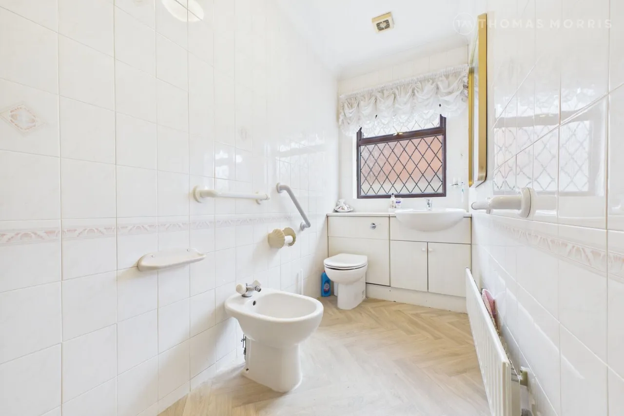 Crosshall Road, Eaton Ford, PE19, photo 11