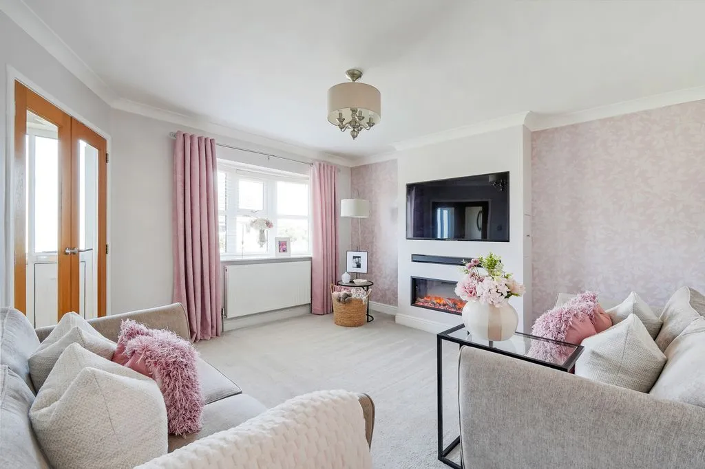 Crown Close, Kimberworth, Rotherham S61, photo 10
