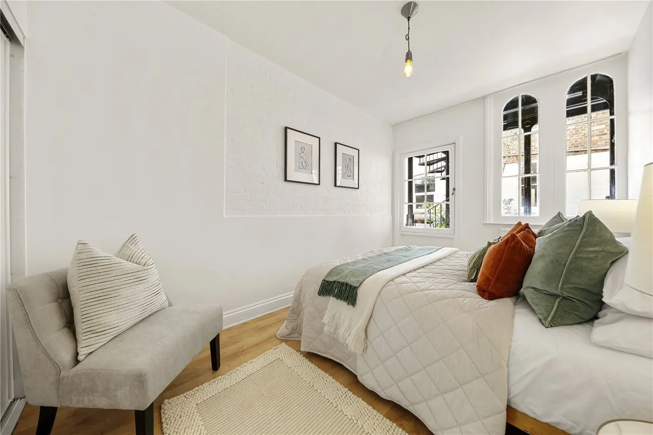Ashfield Street, London, E1, photo 17