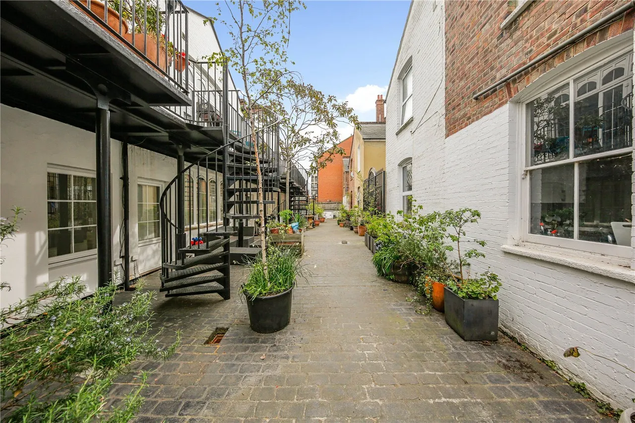 Ashfield Street, London, E1, photo 30
