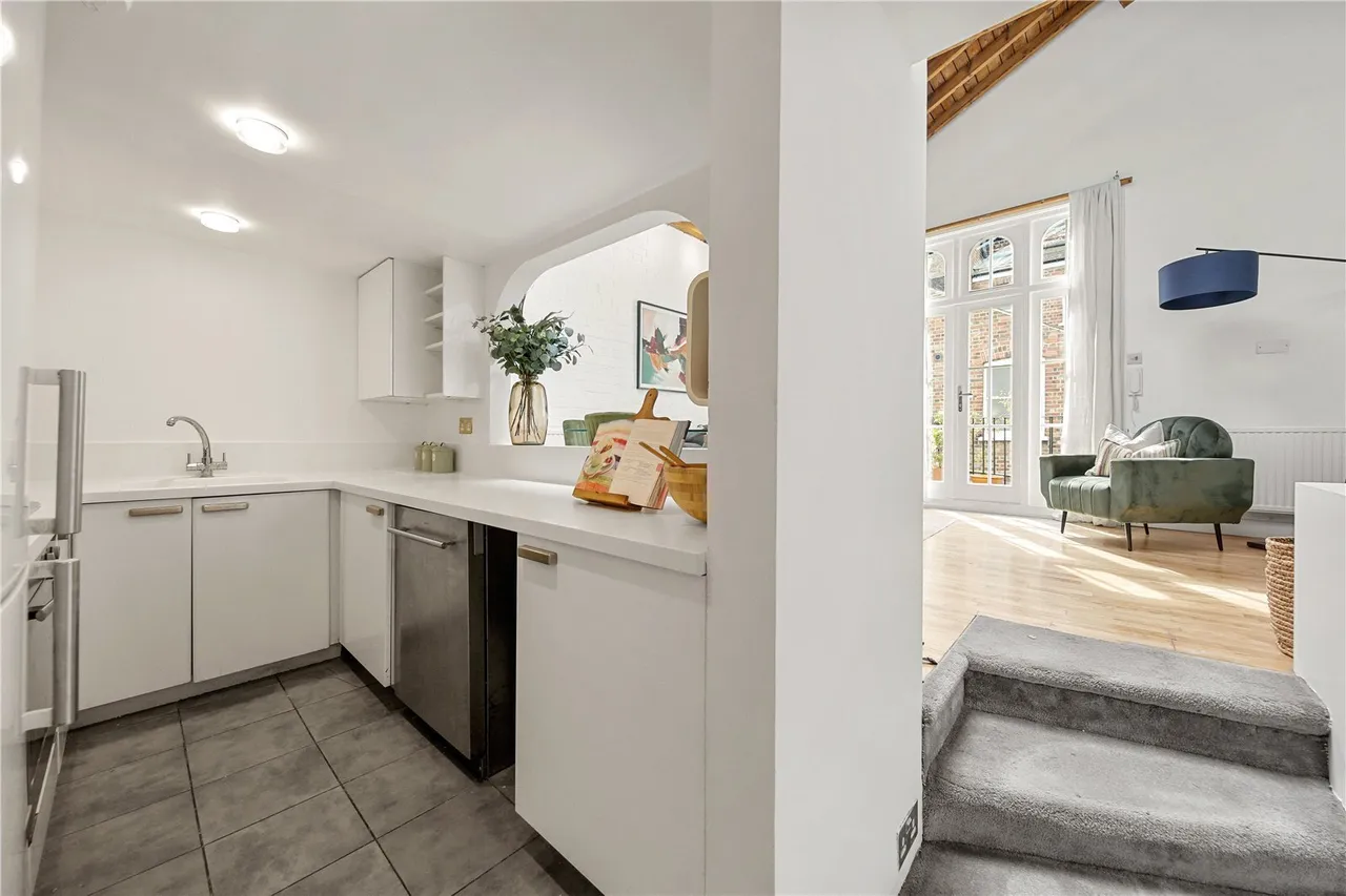 Ashfield Street, London, E1, photo 10