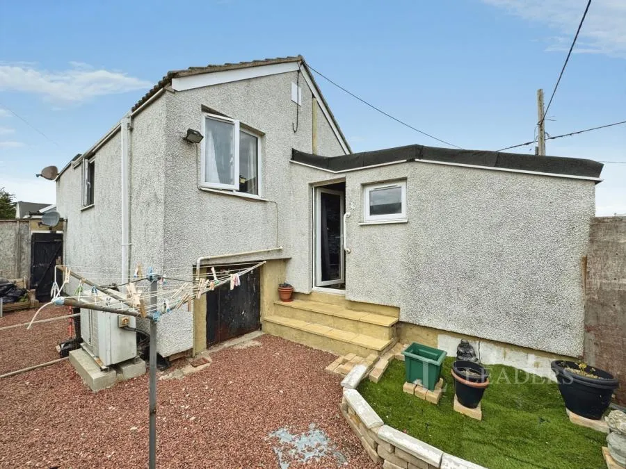 Austin Avenue, Jaywick, CO15, photo 2