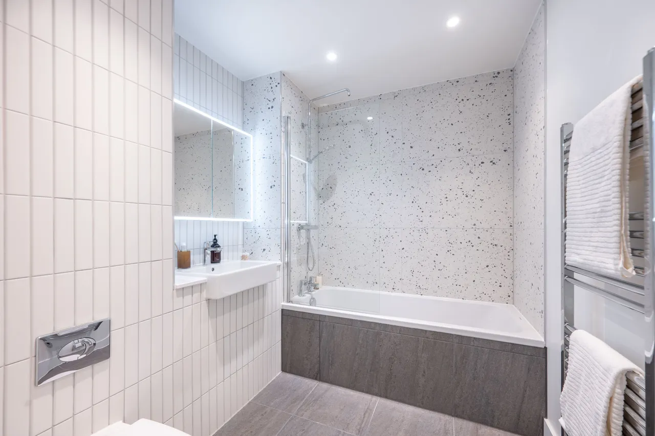 Showflat 5, Uncle Wembley, 3 Park Lane, photo 11