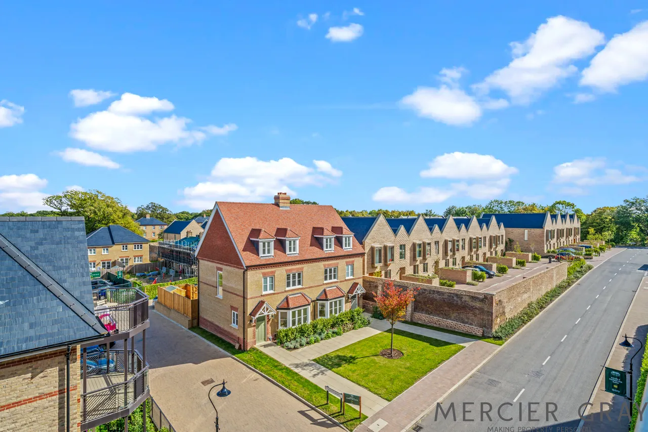 Chaplin Drive, Barnet, EN4, photo 17