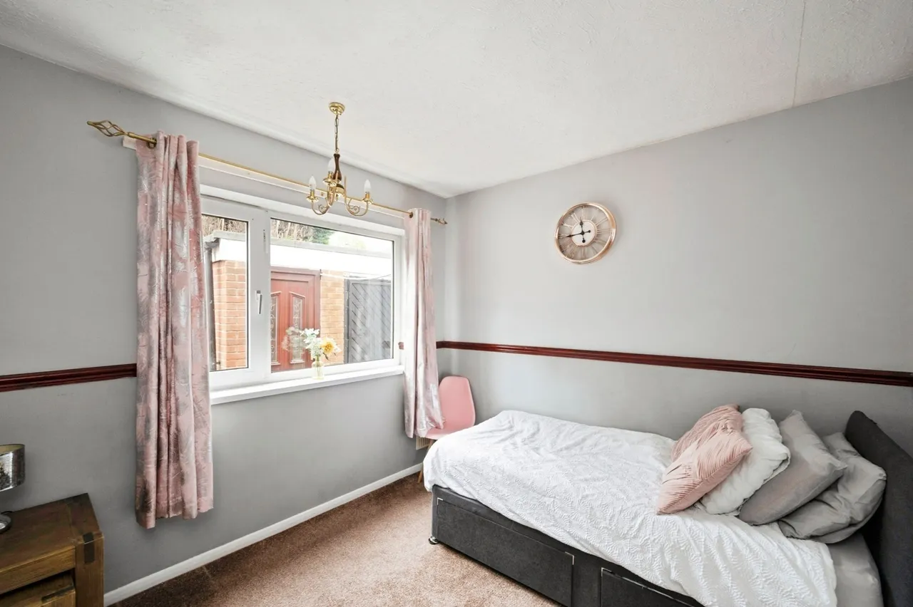 Sandfield Road, Kirkby-in-Ashfield, Nottingham, Nottinghamshire, NG17, photo 5