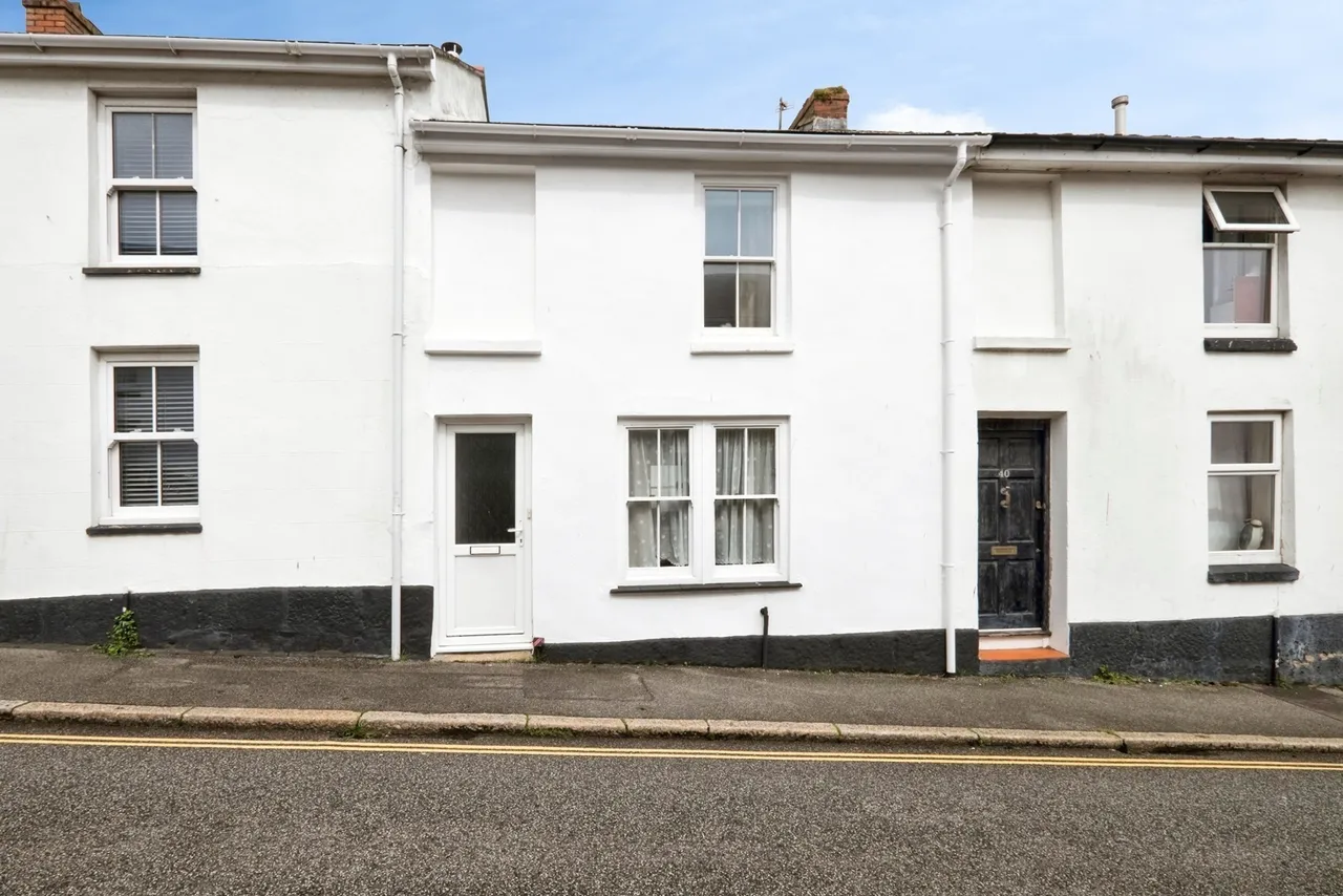Adelaide Street, Penzance, TR18, photo 3
