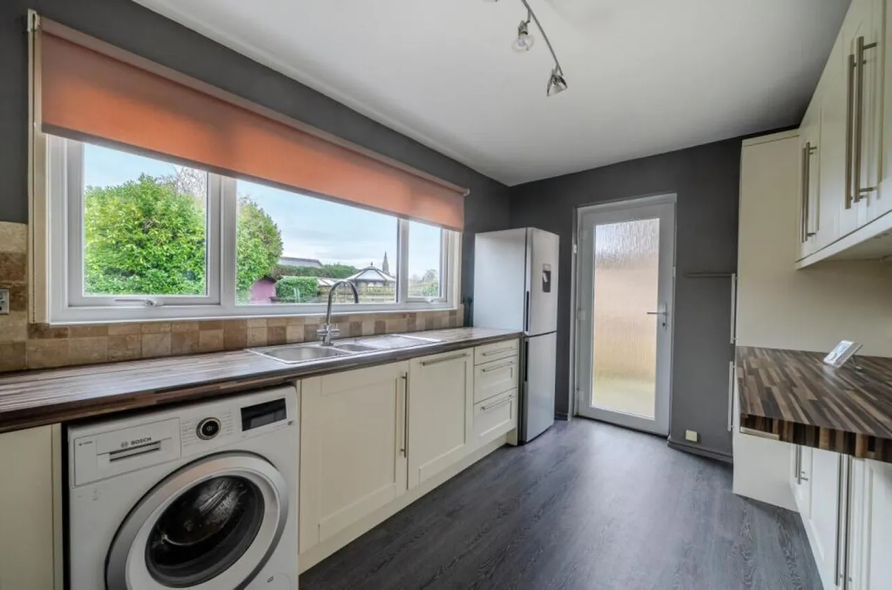 West End Lane, Horsforth, LS18, photo 6