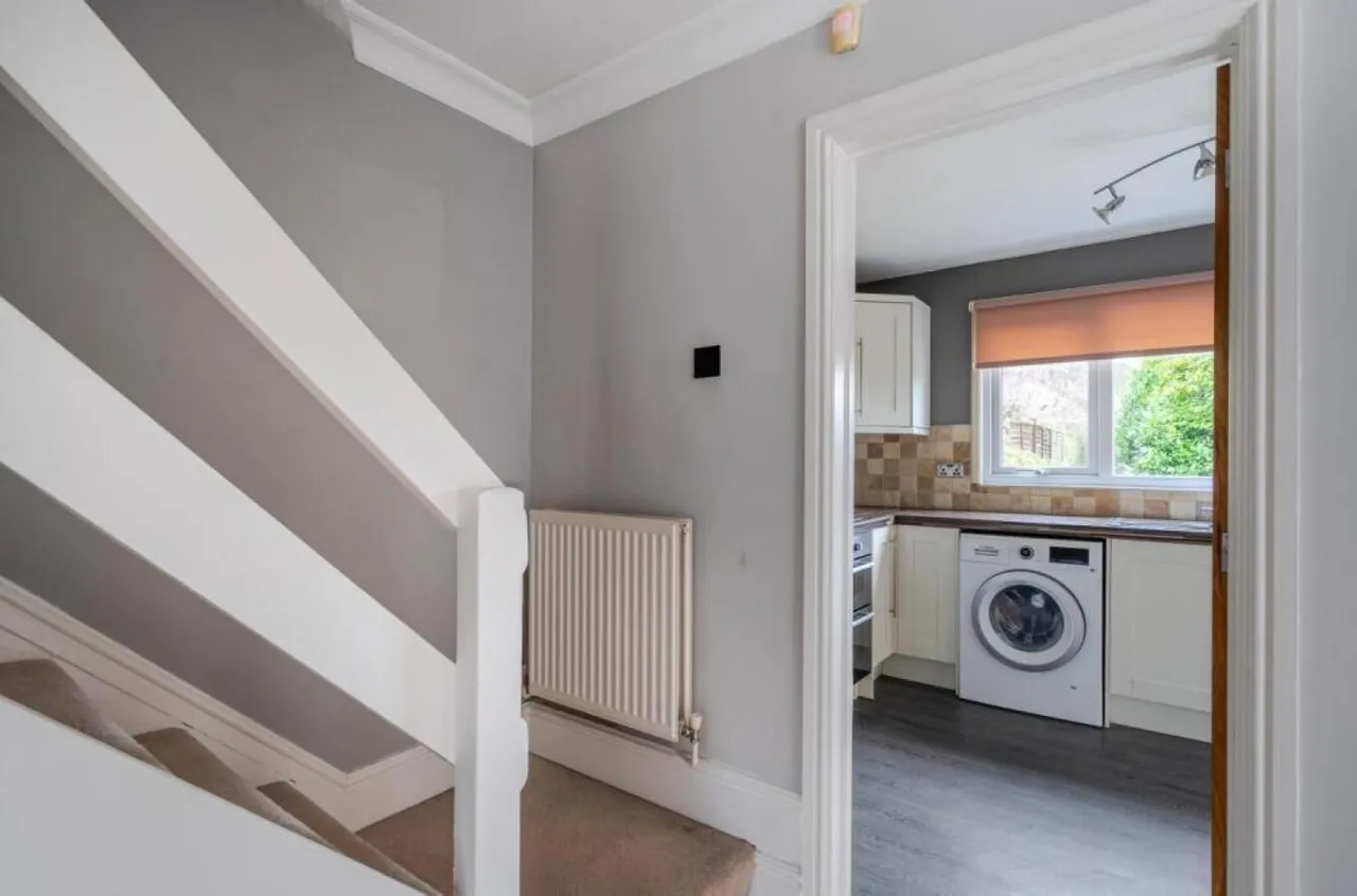 West End Lane, Horsforth, LS18, photo 7