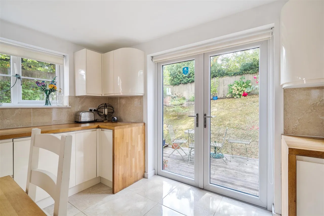 Lowden Hill, Chippenham, SN15, photo 6