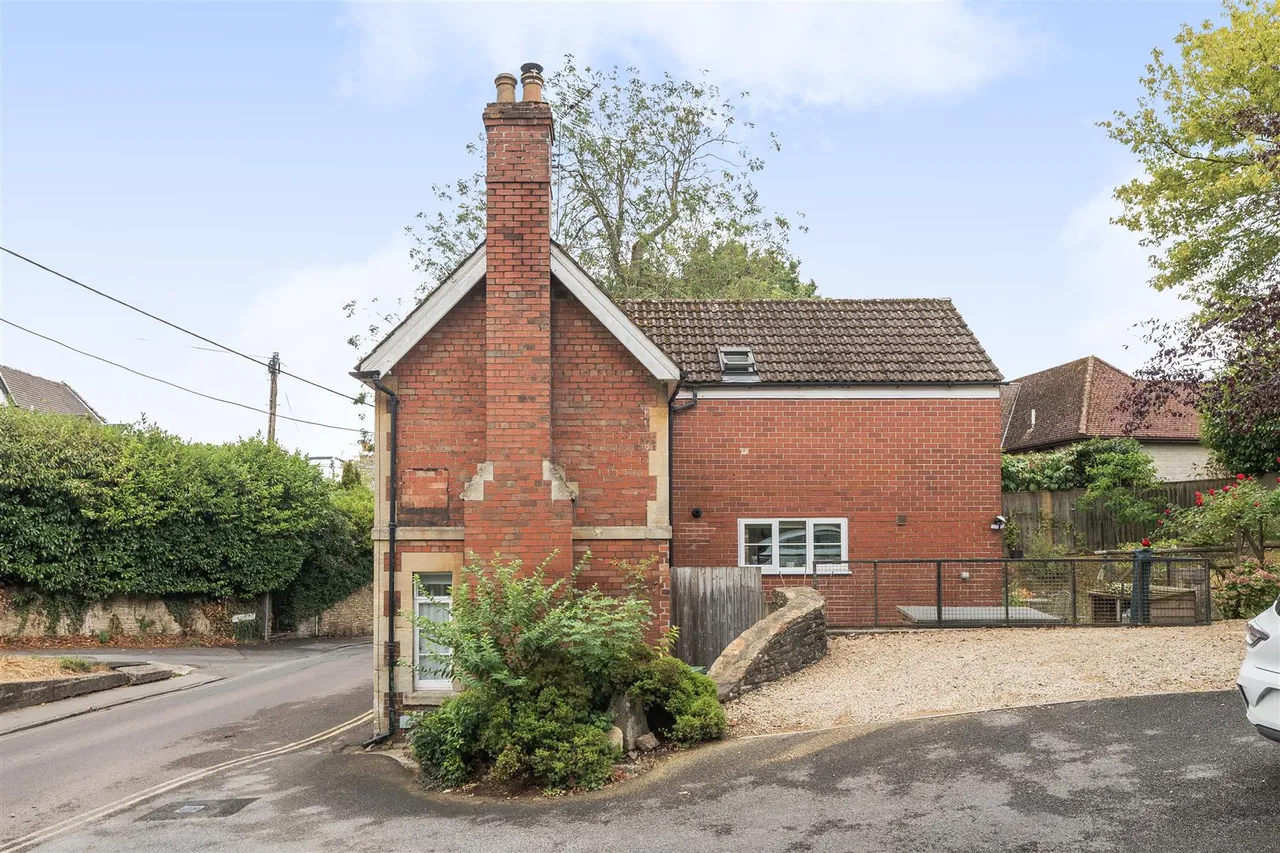 Lowden Hill, Chippenham, SN15, photo 17
