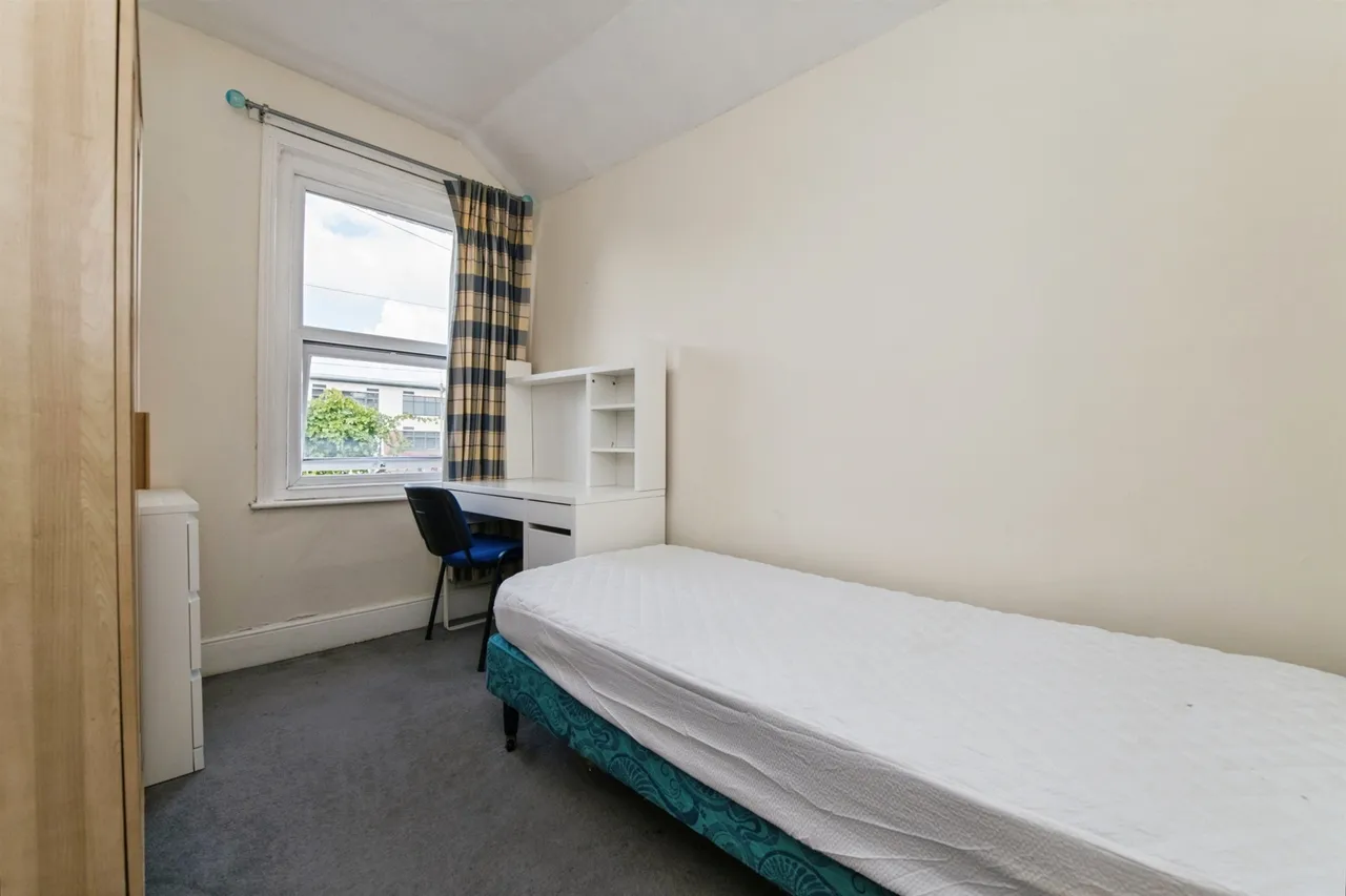 Ladysmith Road, Exeter, photo 4