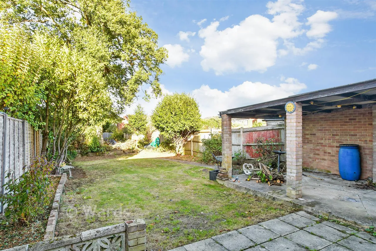 Ballens Road, Lords Wood, ME5, photo 11