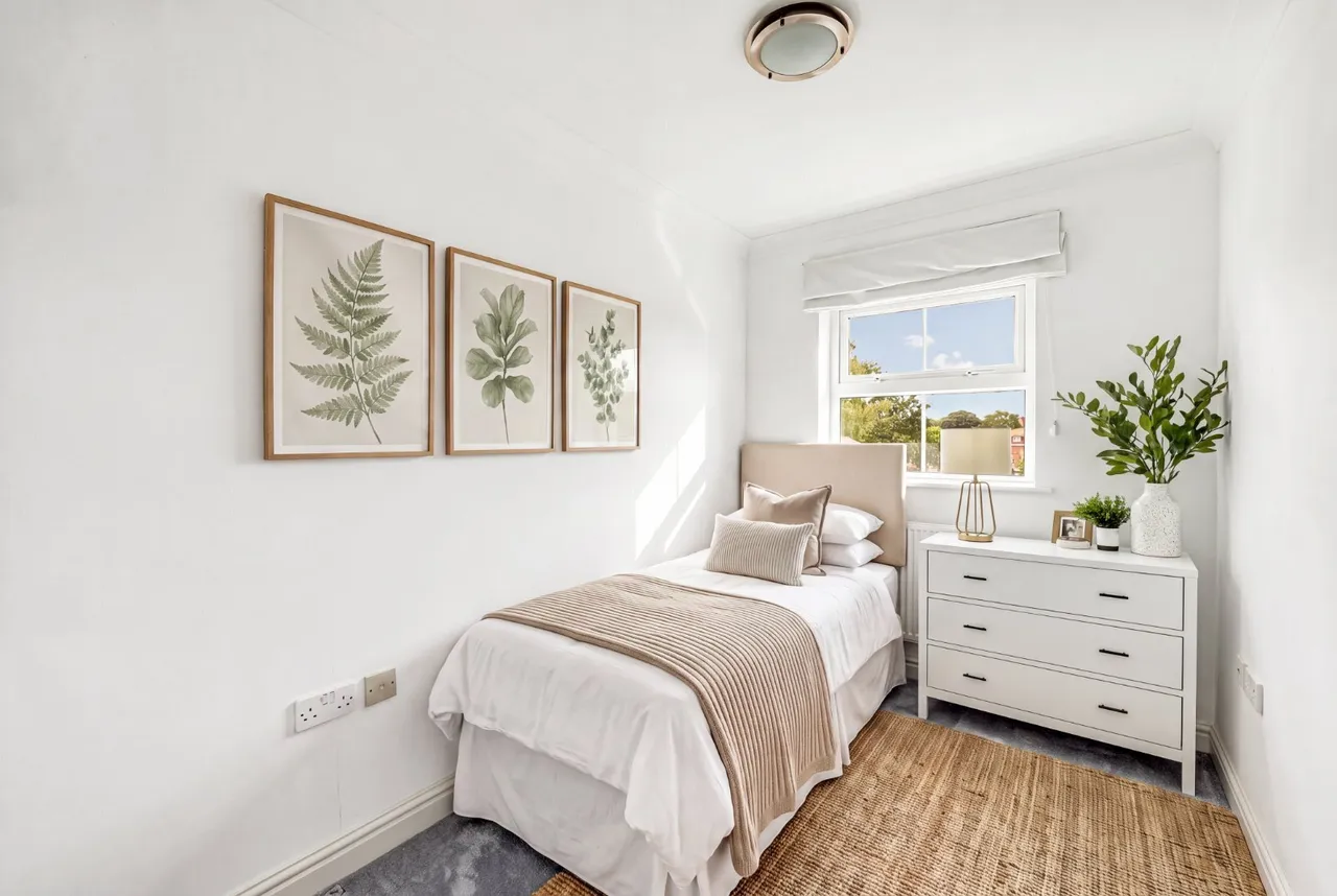 Malthouse Drive, London, W4, photo 13