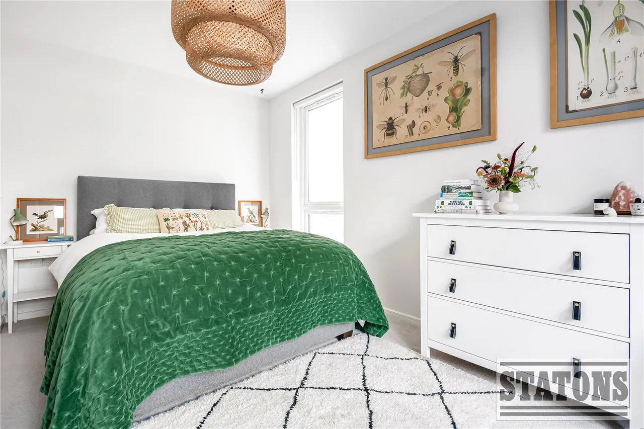 Dollis Valley Drive, Barnet, EN5 2FW, photo 16