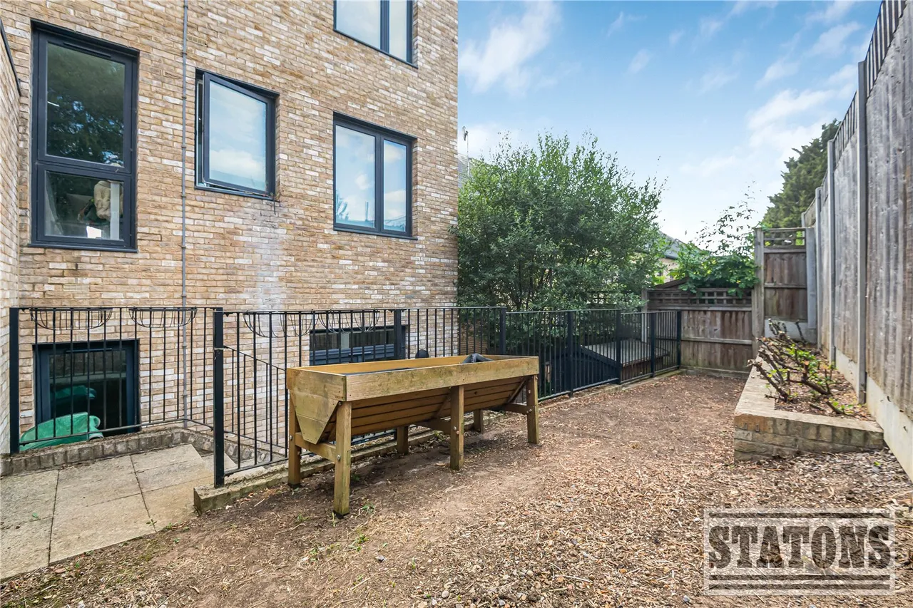 Dollis Valley Drive, Barnet, EN5 2FW, photo 4