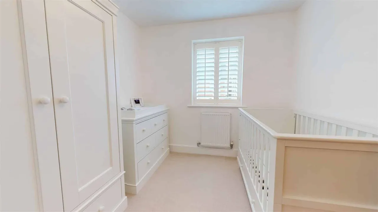 Hawthorn Way, Chigwell, IG7, photo 8