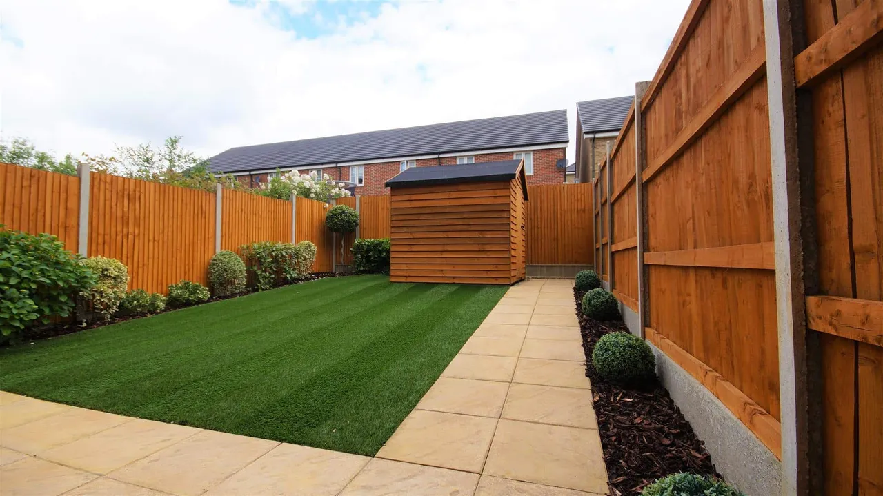 Hawthorn Way, Chigwell, IG7, photo 10