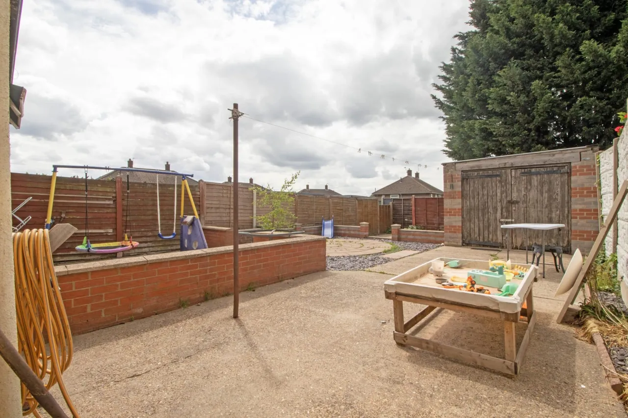 Manor Farm Road, Scunthorpe, DN17, photo 12