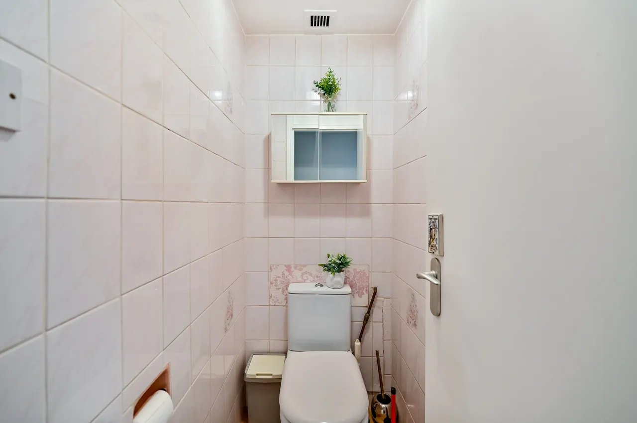 Surbiton, KT6, photo 7