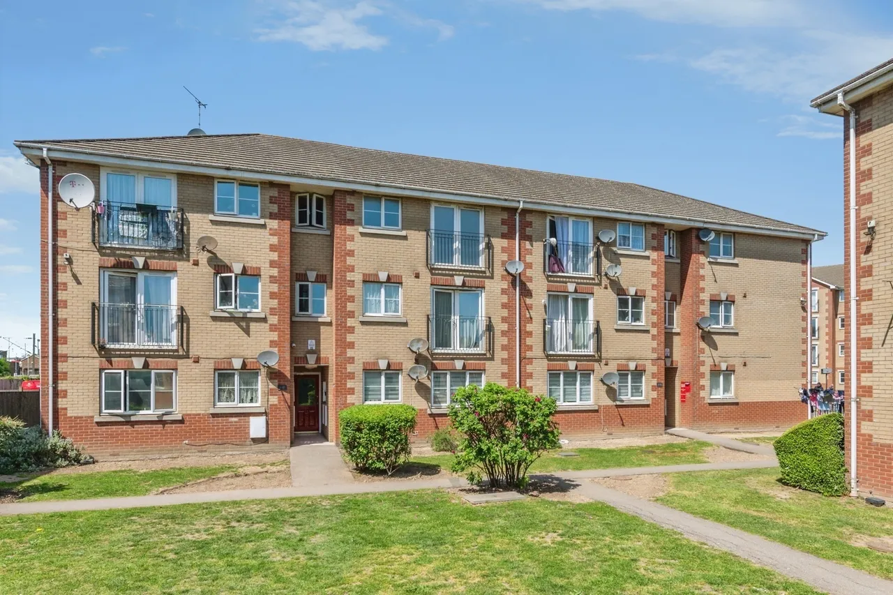 Dock Road, Tilbury, Essex, RM18, photo 15