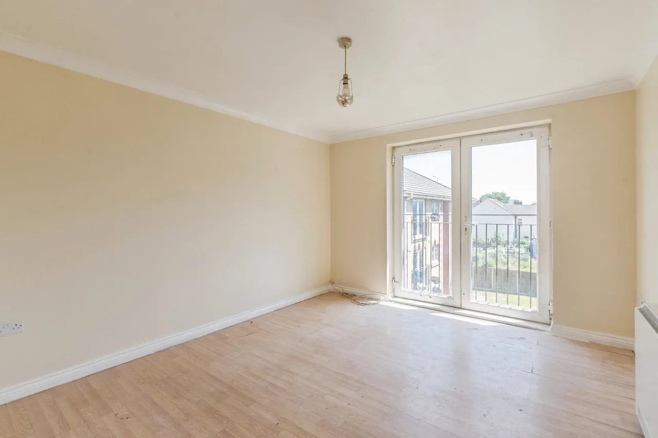 Dock Road, Tilbury, Essex, RM18, photo 7