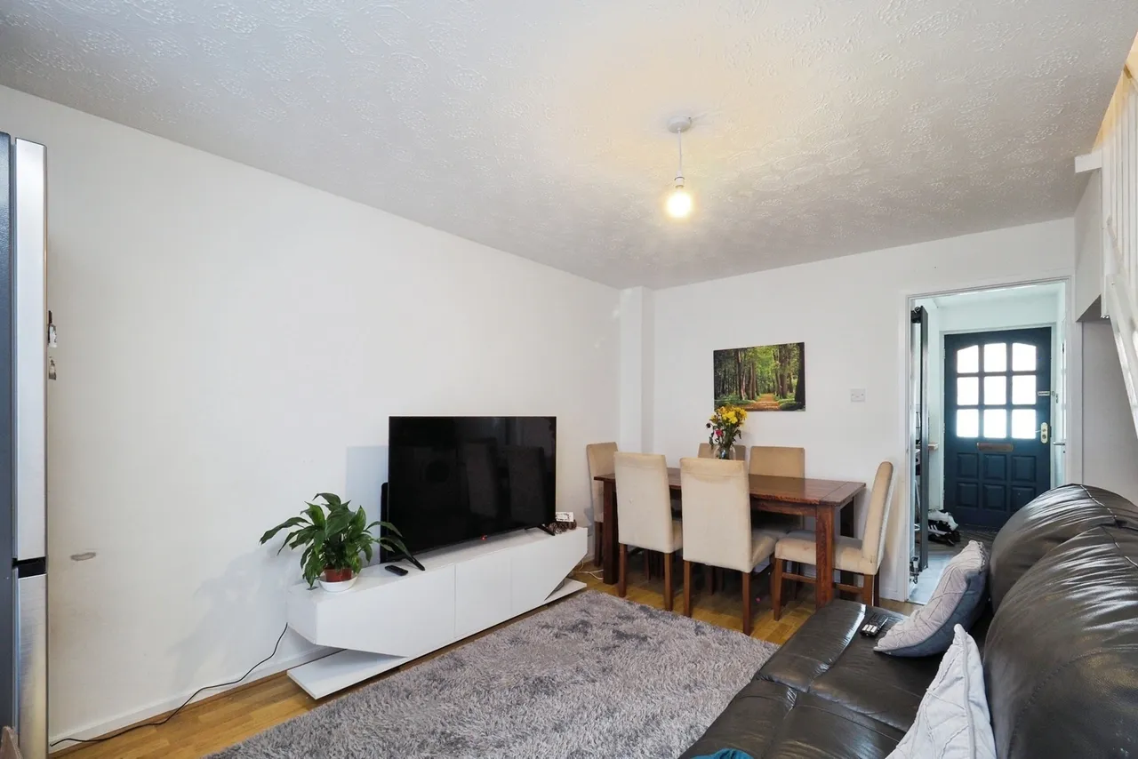 Murden Way, Beeston, Nottingham, Nottinghamshire, NG9, photo 4