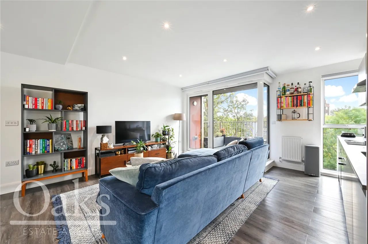 1 bed flat for sale, Lewin Road, Streatham, SW16