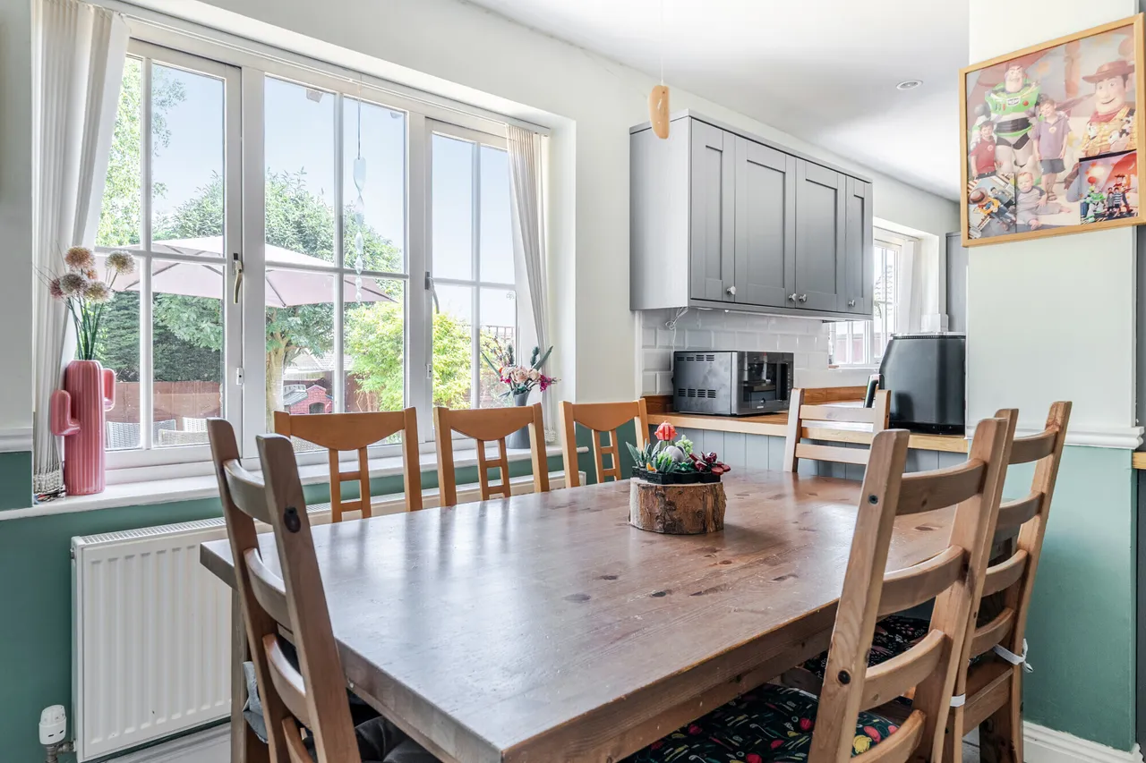 Wansdyke Road, Great Bedwyn, SN8, photo 6
