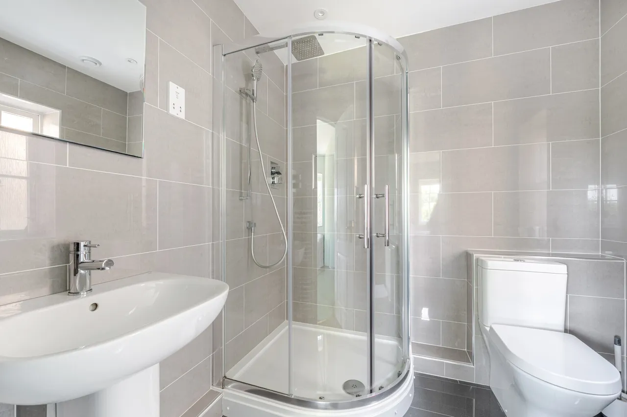 Wansdyke Road, Great Bedwyn, SN8, photo 17