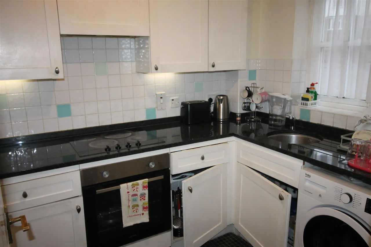 High Wycombe, Not specified, HP12 4BP, photo 6