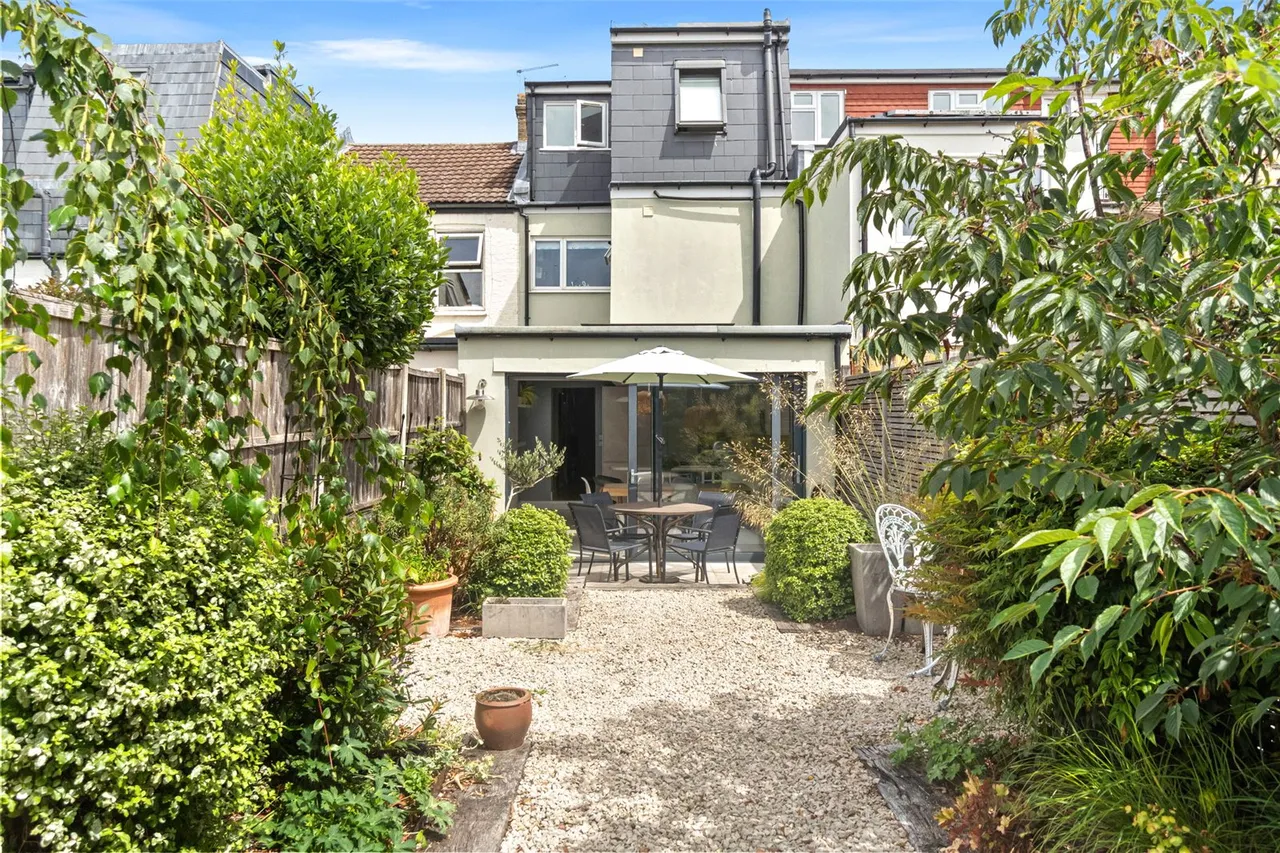 Fulwell Road, Teddington, TW11 0RJ, photo 12