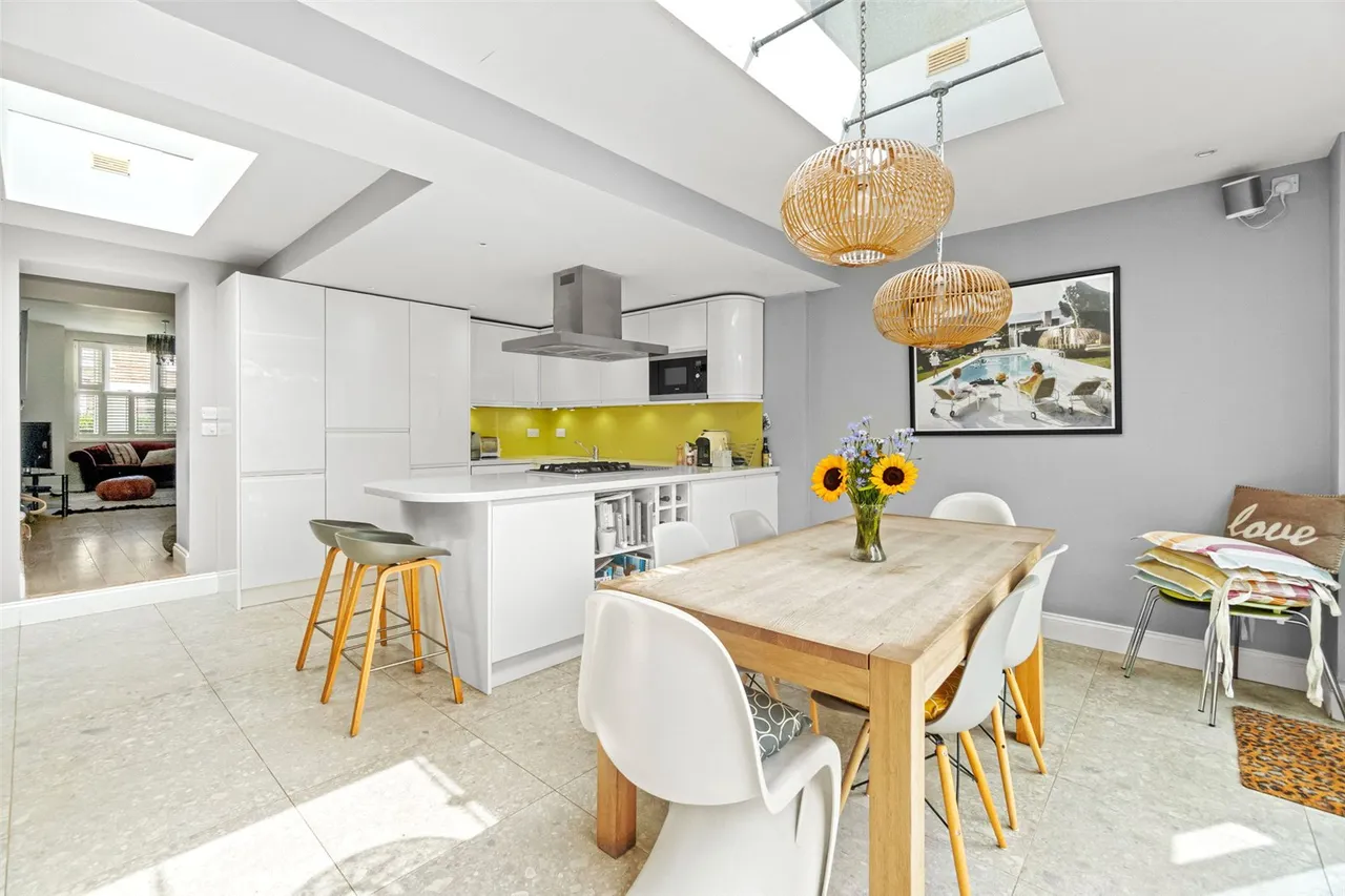 Fulwell Road, Teddington, TW11 0RJ, photo 6
