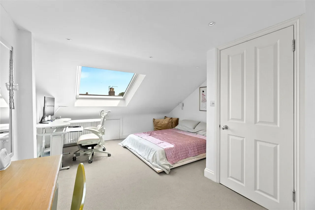 Fulwell Road, Teddington, TW11 0RJ, photo 10