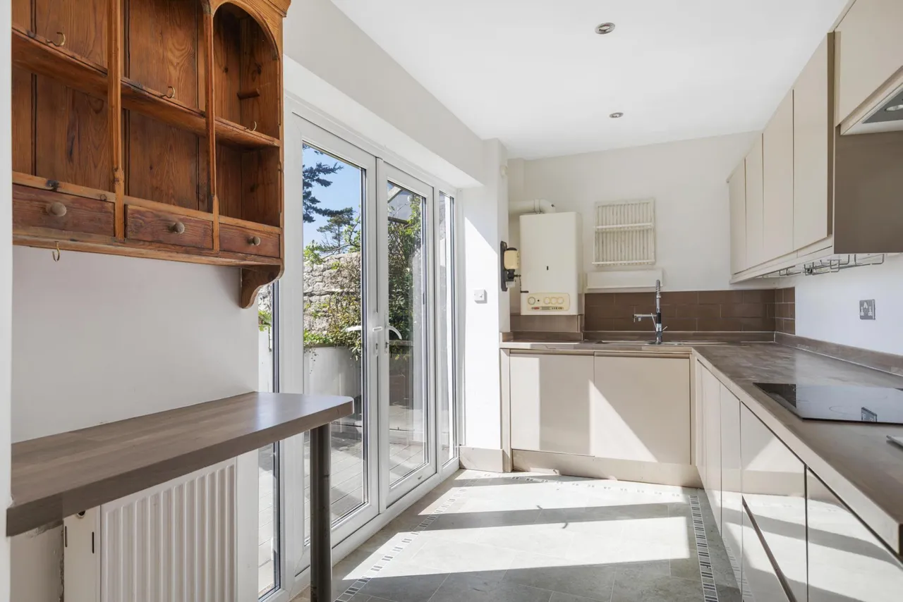 Chamberlaine Road, Weymouth, DT4, photo 10