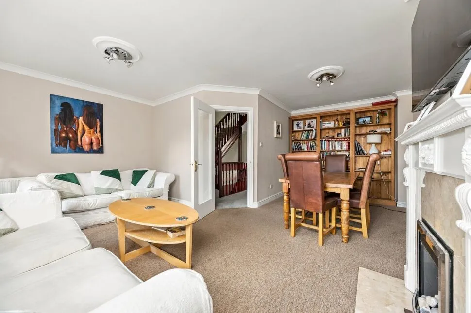 Mountbatten Square, Southsea, PO4, photo 29