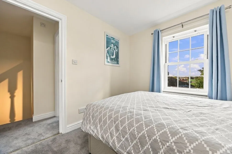 Mountbatten Square, Southsea, PO4, photo 4