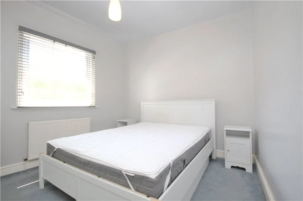 Askew Road, London, W12, photo 3