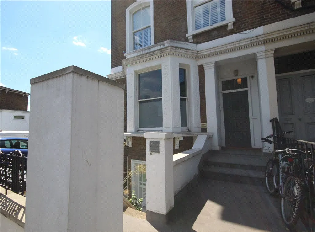 Askew Road, London, W12, photo 5