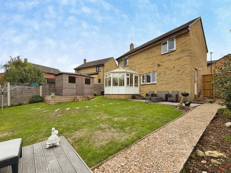 Hornbeam Close, Newport, PO30, photo 14