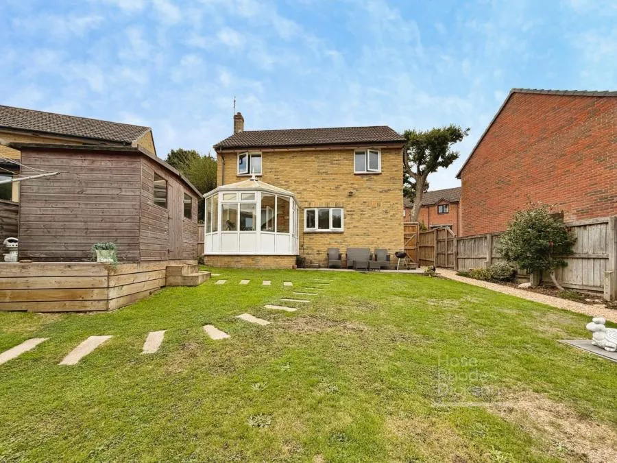 Hornbeam Close, Newport, PO30, photo 12