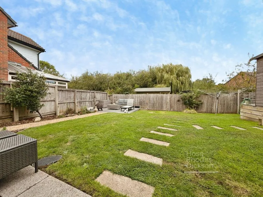Hornbeam Close, Newport, PO30, photo 4